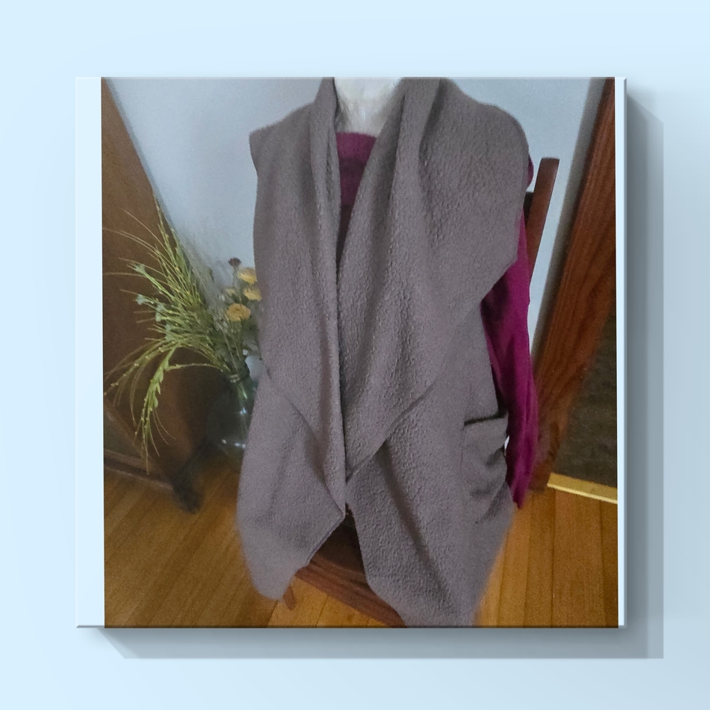 Taupe Open Front Vest Size Xl. To Xxl